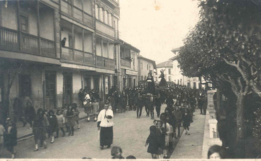 Bajada del Ecce-Homo por paseo Fray Ramón