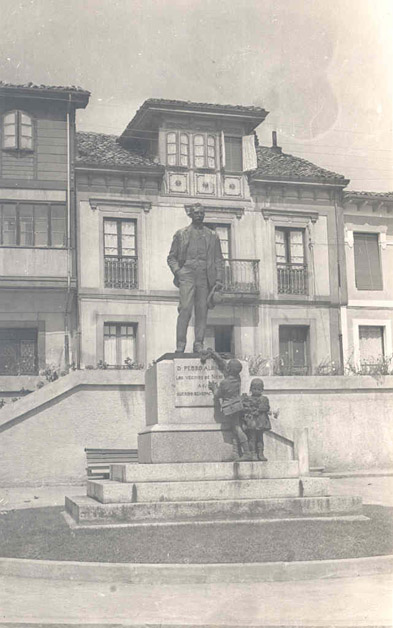 Monumento a Pedro Alonso